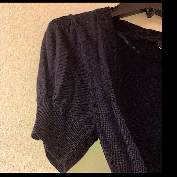 🆕•DIVIDED by H&M Black Cardigan Sweater; Open-front; Short sleeves; NWOT - Picture 6 of 15